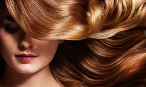 Soutěžte o produkty prémiové vlasové péče Schwarzkopf Professional, obohacené o vzácné oleje, s novou značkou Oil Ultime