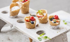 Letní ovocné kornouty s rostlinnou alternativou jogurtu Alpro s kokosem