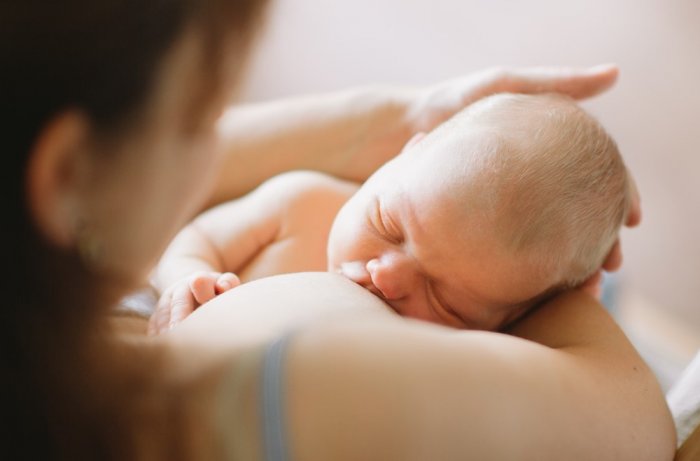 Své dítě kojí 9 z 10 Češek. Na délku doby kojení má vliv informovanost