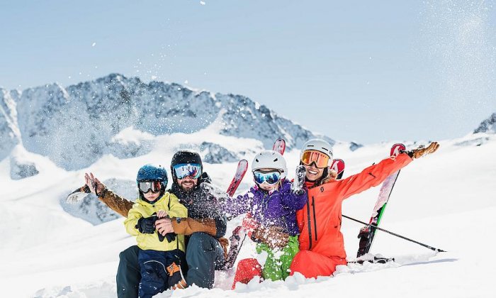 Naplánujte si dovolenou na horách. Unikátní zimní radovánky pro celou rodinu v údolí Stubaital