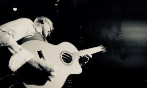 V Praze poprvé vystoupí slavný kanadský hudebník Jesse Cook. Hrajte o vstupenky