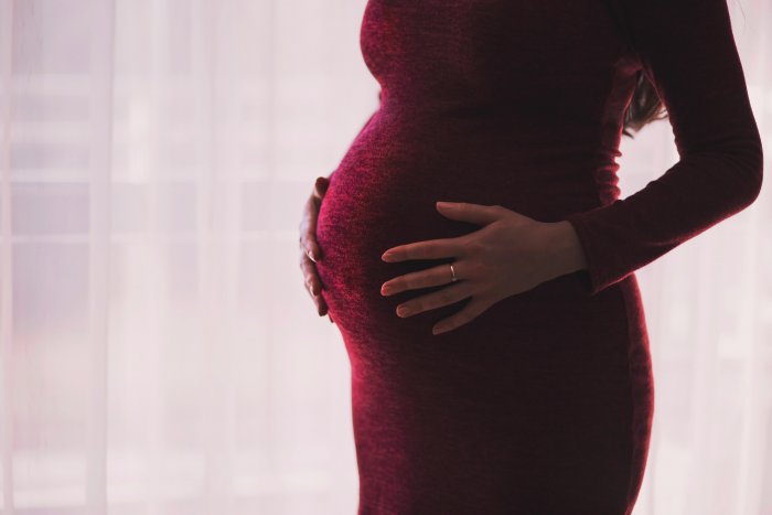 Koronavirus v dob těhotenství a po porodu