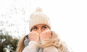 “Hydratační krémy jsou v zimě nezbytnost,” říká dermatoložka