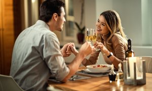 7 způsobů, jak oslavit svátek zamilovaných z domova