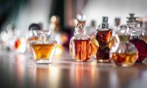 Jak si vybrat dokonalý parfém přes internet?