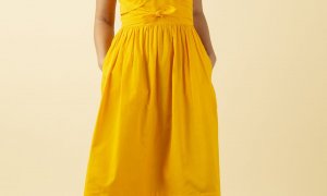 Nákupní tip: Zářivě žluté šaty jako letní bestseller
