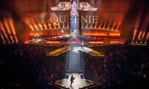 Včerejší hudební show Queen Relived by Queenie rozjásala vyprodanou O2 arenu