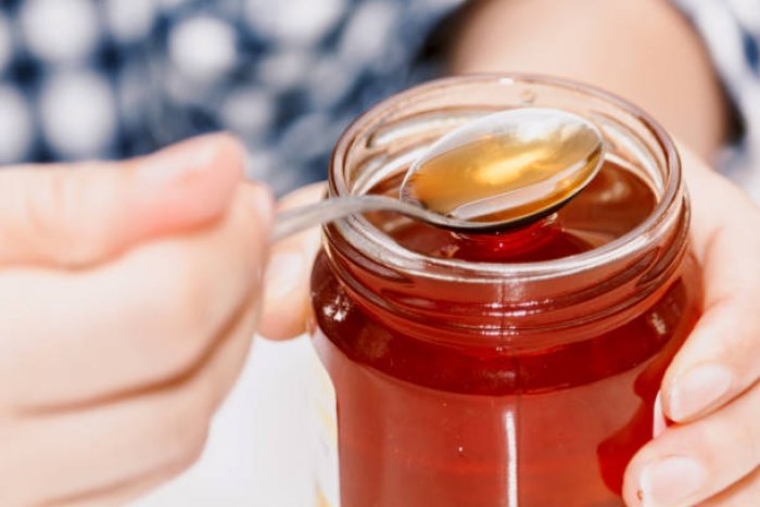 Proč jíst pravidelně lžičku medu?
