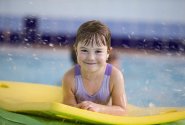 Velký návod, jak naučit děti plavat a ještě si u toho užít spoustu zábavy