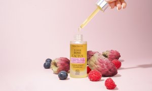 Objevte kouzlo přirozené péče: ALMA SECRET – ROSE CACTUS BIO pleťové sérum z opuncie