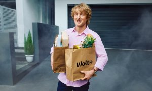 Wolt představuje Owena Wilsona jako ambasadora značky a spolu s ním spouští akci Wolt+ Weeks