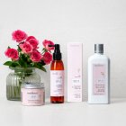 Novinka: Revoluční anti-aging péče o vlasy s růží a kofeinem od Manufaktury