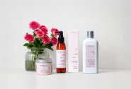 Novinka: Revoluční anti-aging péče o vlasy s růží a kofeinem od Manufaktury
