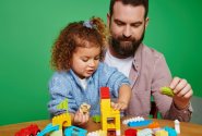 Společnost LEGO inspiruje české rodiny k přehodnocení priorit: Co kdyby hra byla na prvním místě? Zjistěte, co ukázal výzkum