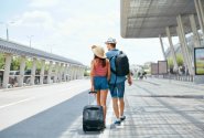 Letadlem bez stresu: jak se sbalit a co dělat, když kufr nepřiletí