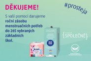 Společnost dm spolu se svými zákazníky přispěla na řešení menstruační chudoby částkou více než 8 milionů Kč