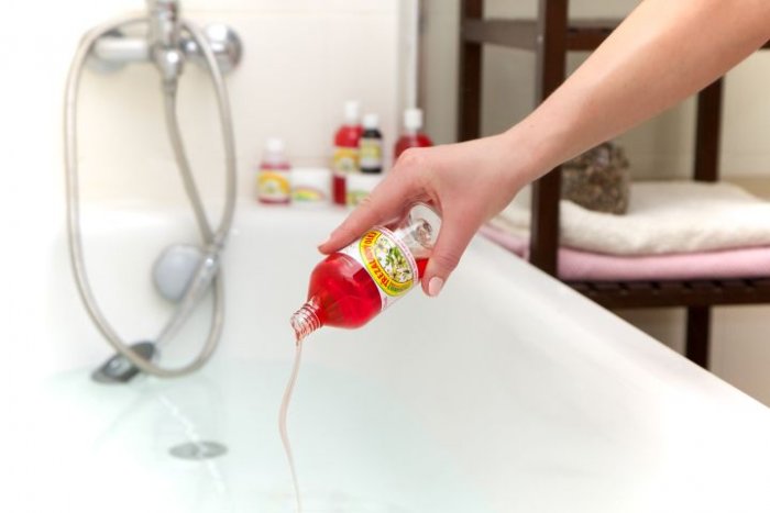 TIP: Třezalka – letní SOS na pokožku, nervy i svaly!