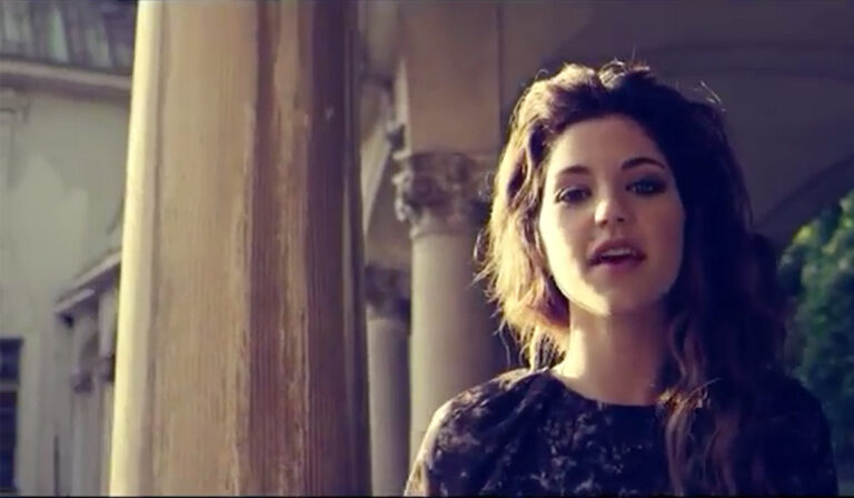 Úspěšná Celeste Buckingham