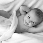 Značka Happy Baby podpořila rodinu čtyřčat produkty v hodnotě 100.000 Kč