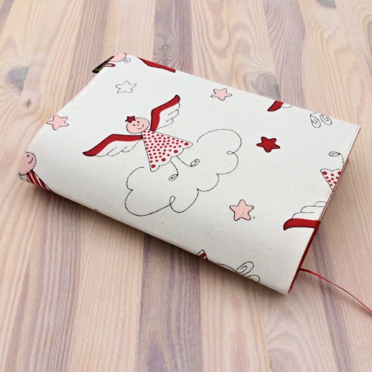 TIP NA DÁREK: Originální české ručně vyráběné obaly na knihy