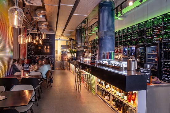 Kam na dobré víno a tapas?