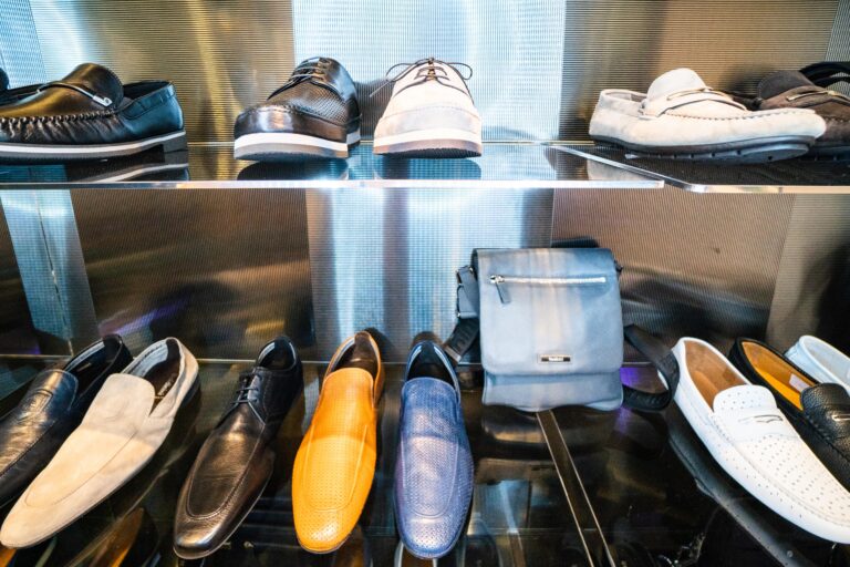 Pohodlné i elegantní. To je obuv Baldinini