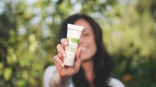 Vaše pokožka cítí, reaguje, přizpůsobuje se a komunikuje