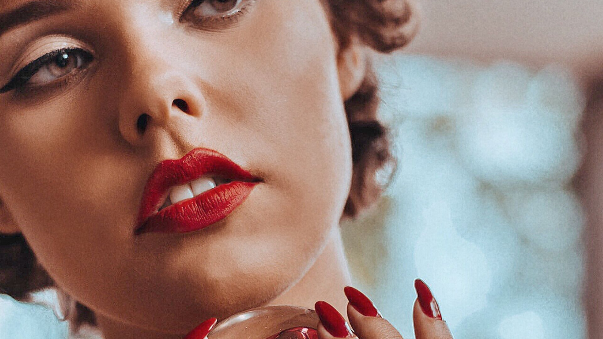 Podzimu vévodí rtěnky. Dopřejte si jednu unikátní