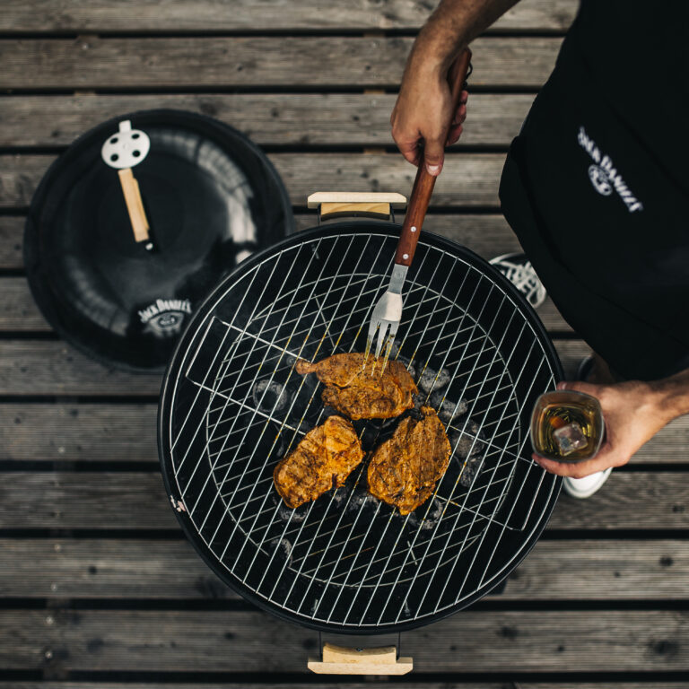 Nemůžete se dočkat letní grilovačky? Buďte trendy a rozpalte to už teď