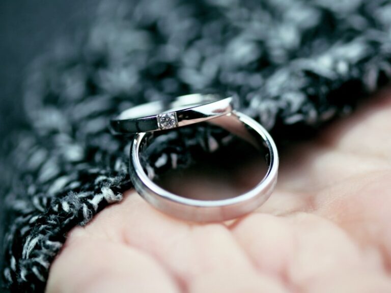 Trendy ve snubních prstenech pro rok 2020