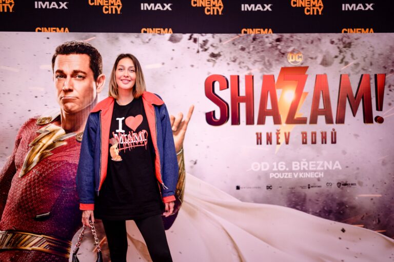 Kateřina Kundosaki Klinderová dorazila z pustého ostrova rovnou do kina