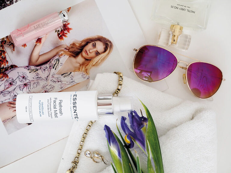 Dokonalá kosmetická výbava pro bezchybné léto