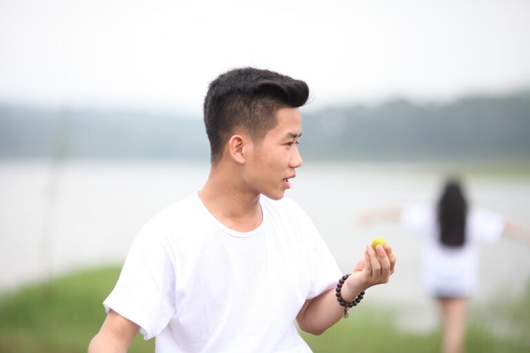 Když tě druzí zraňují: Jak si nastavit zdravé hranice, aniž bys působila sobecky