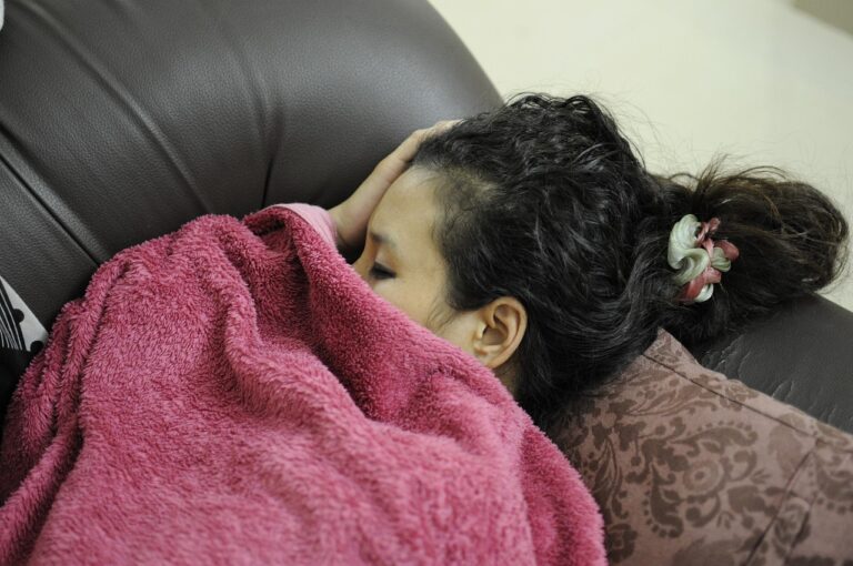 Kolik hodin denně prospat, abyste žili déle? Nová studie má odpověď