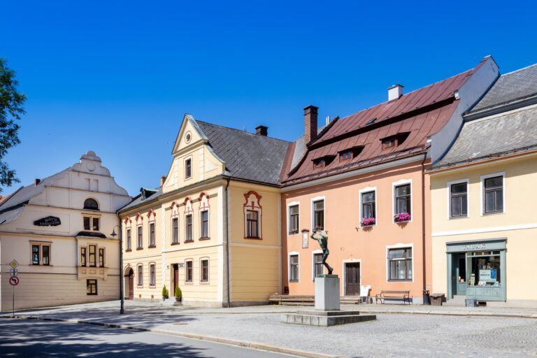 Nové Město na Moravě: Perla Vysočiny láká sportovce i milovníky historie